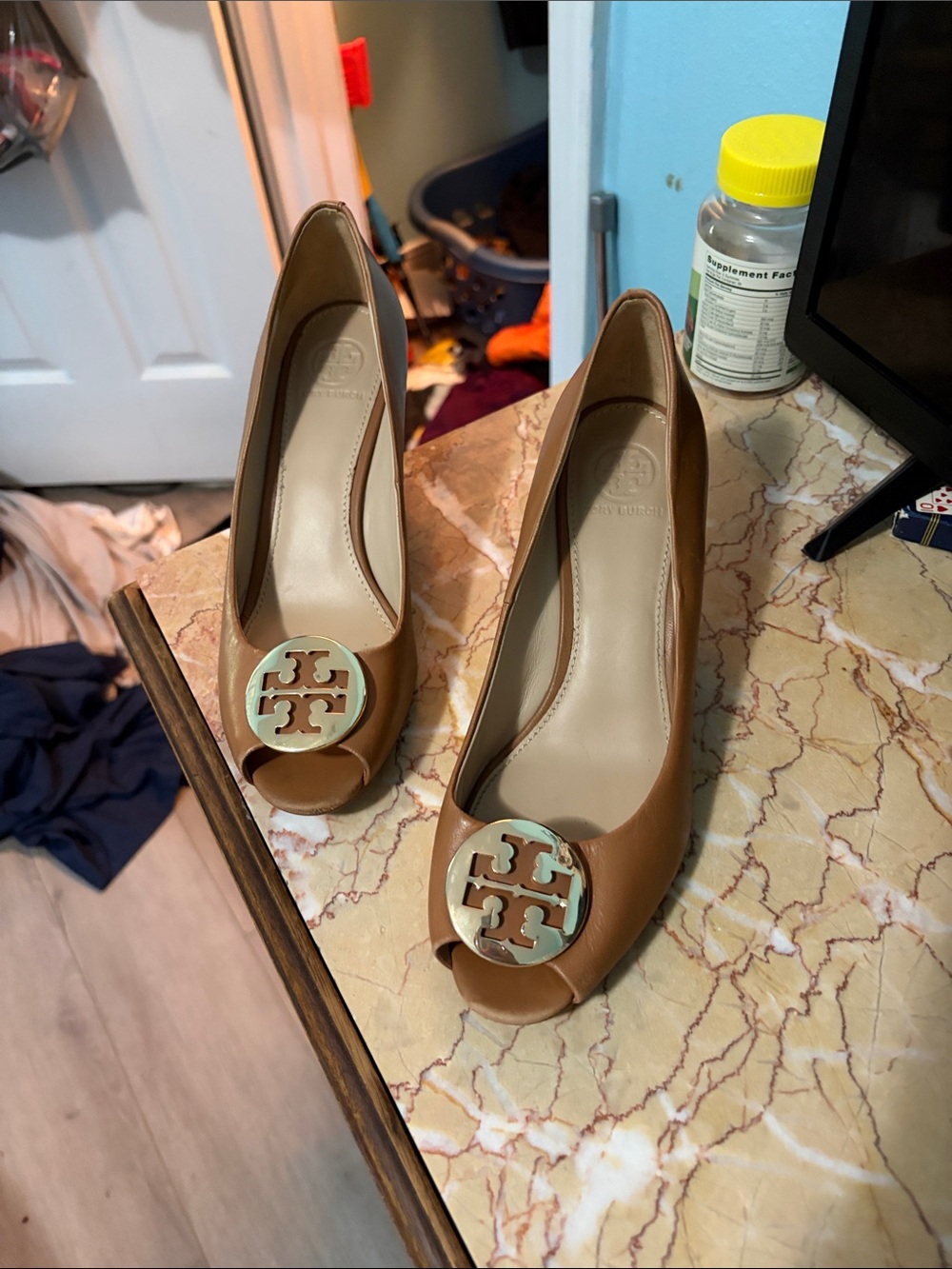 Tory Burch Tan Leather Peep-Toe Heels with Logo Accent